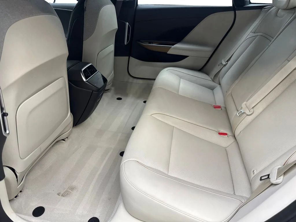 Used 2023 Black Lucid Touring image 31