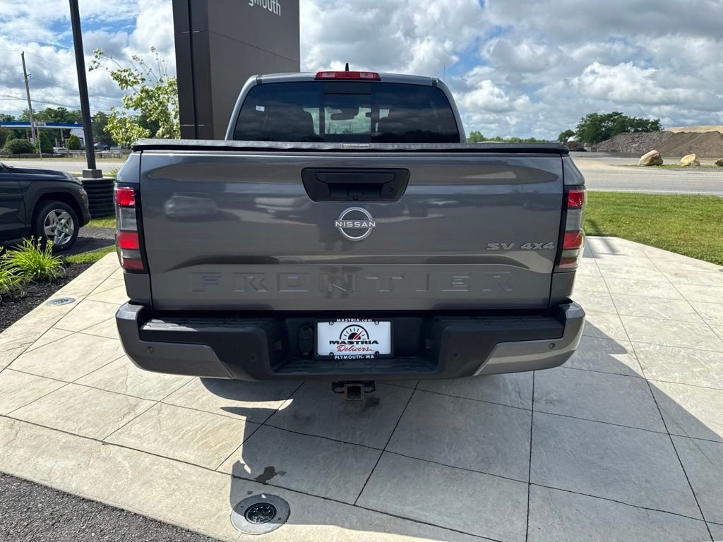 2024 Nissan Frontier SV - Photo 6