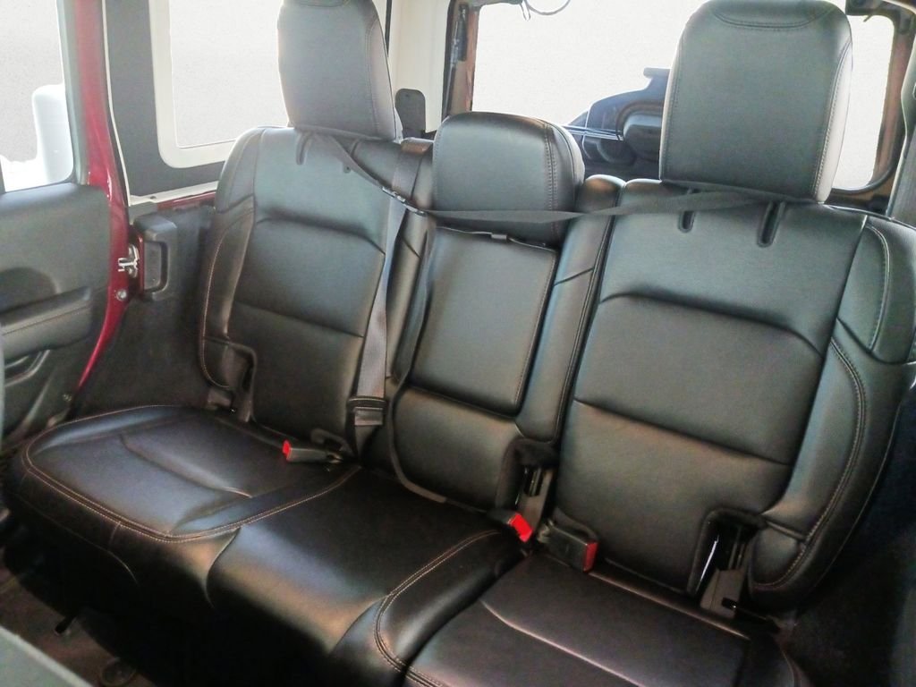 Used 2022 Red Jeep Unlimited Rubicon 392 image 9