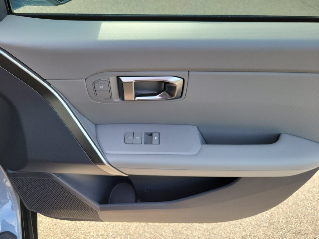 New 2027 Pale Gray Kia X-Line SX image 10