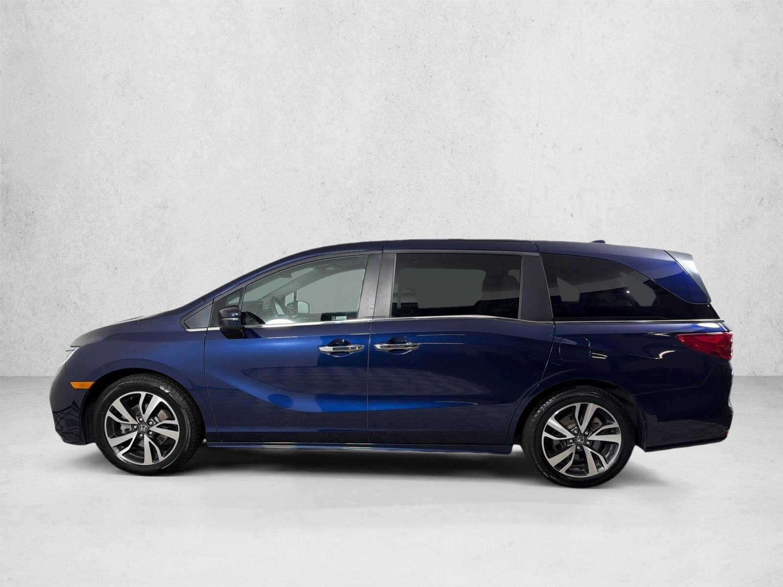 Used 2022 Black Honda Touring image 8