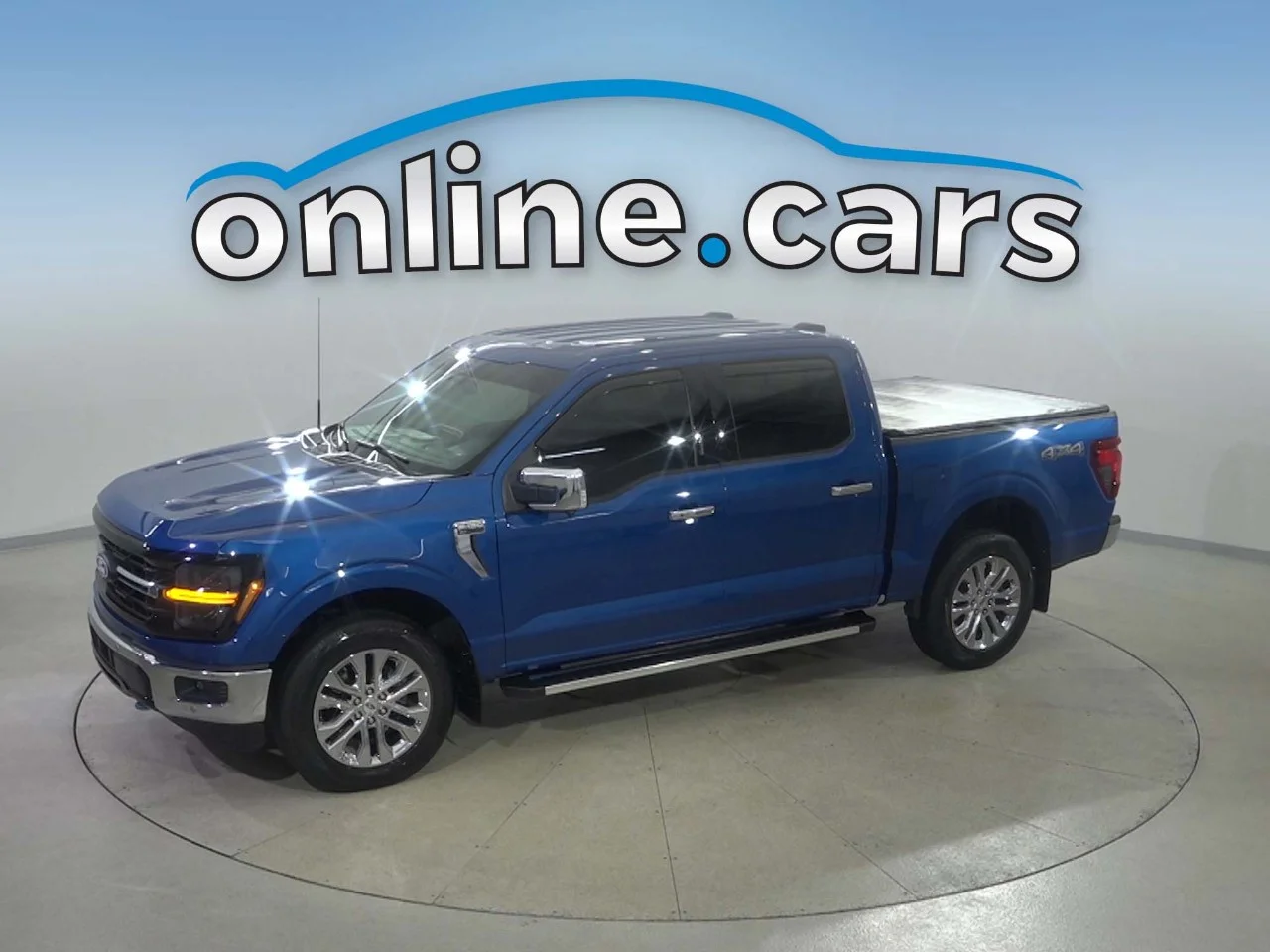 Used 2024 Blue Ford XLT image 1