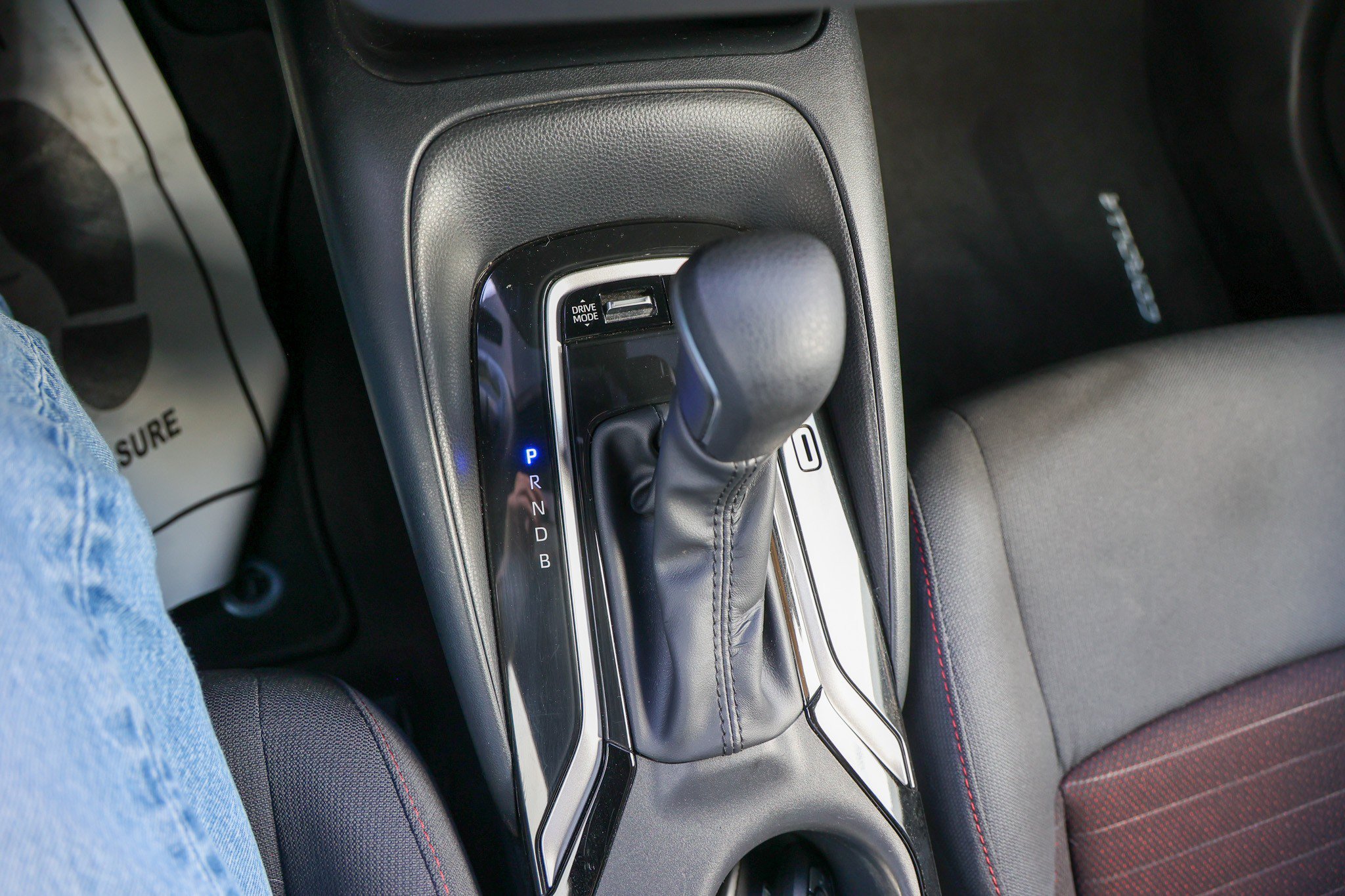 Used 2025 ICE CAP Toyota Hybrid SE image 21