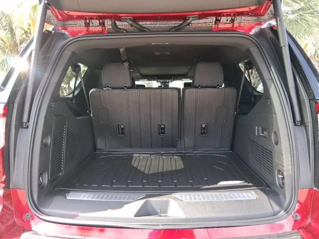 2026 GMC Yukon XL Denali - Photo 7