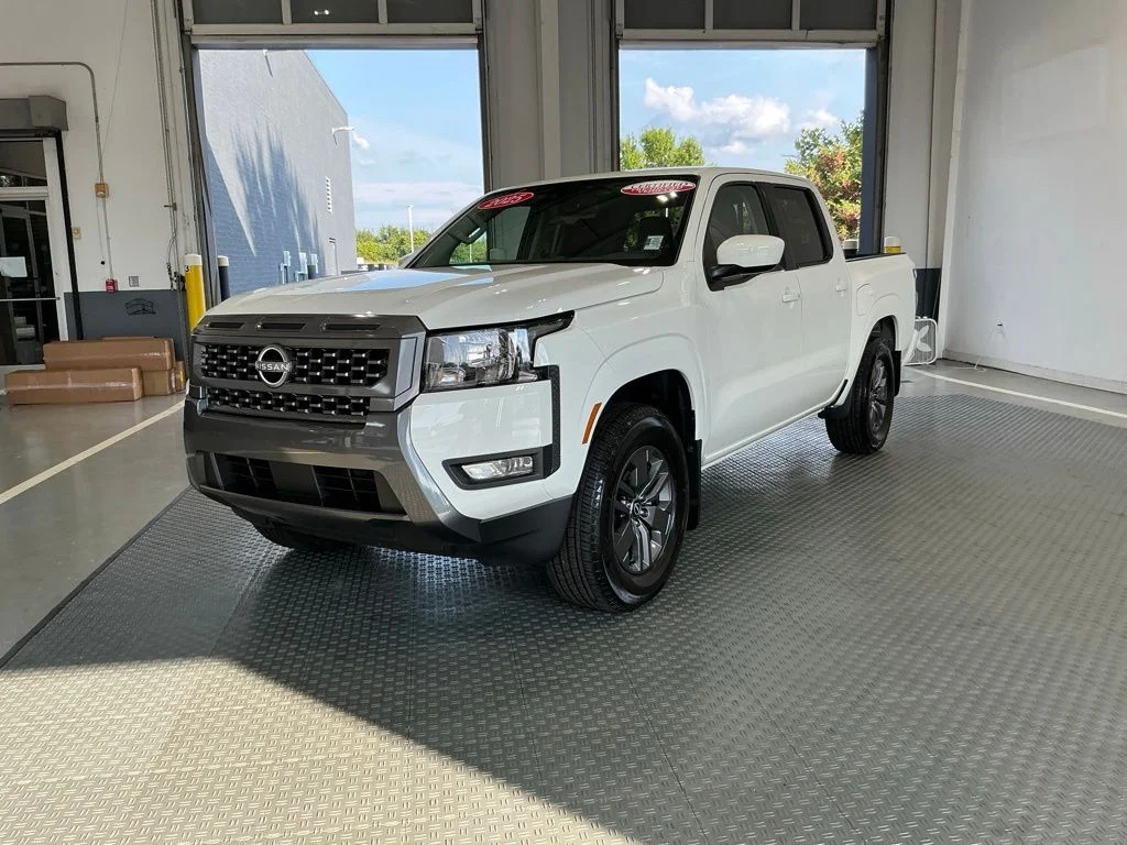 Certified Used 2025 Glacier White Nissan SV image 2