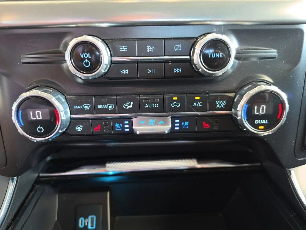 Used 2021 Black Ford XL image 22