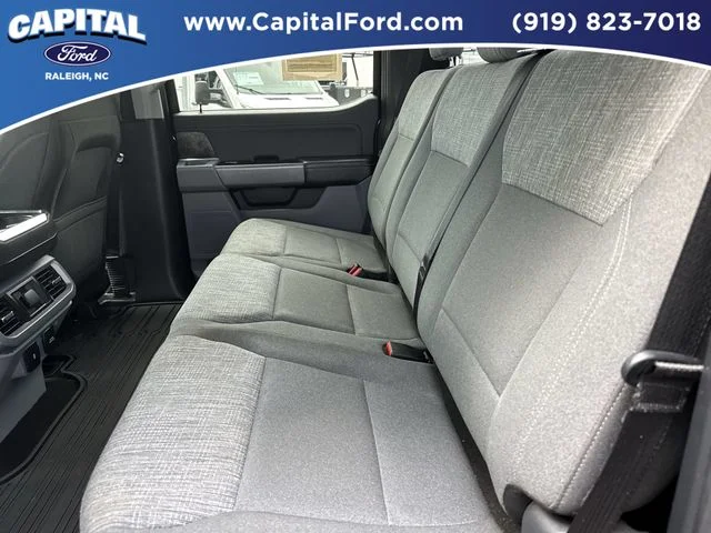 Used 2022 Black Ford XLT image 18