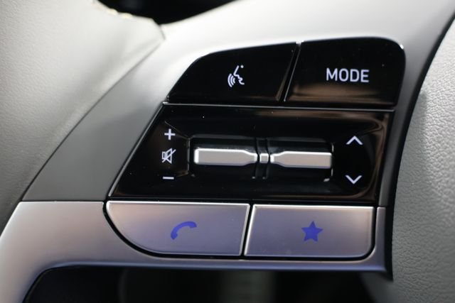 2025 Hyundai Elantra Blue - Photo 11