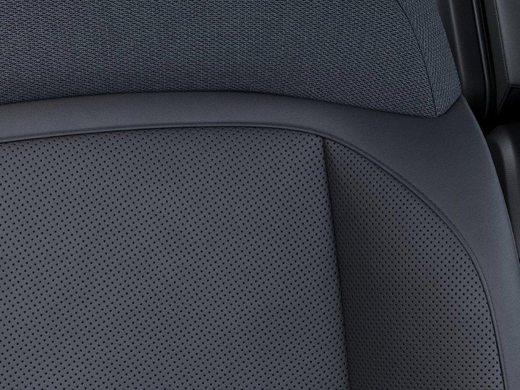 New 2027 Silver Kia S image 24
