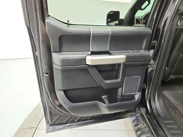 Used 2020 Black Ford Lariat image 32
