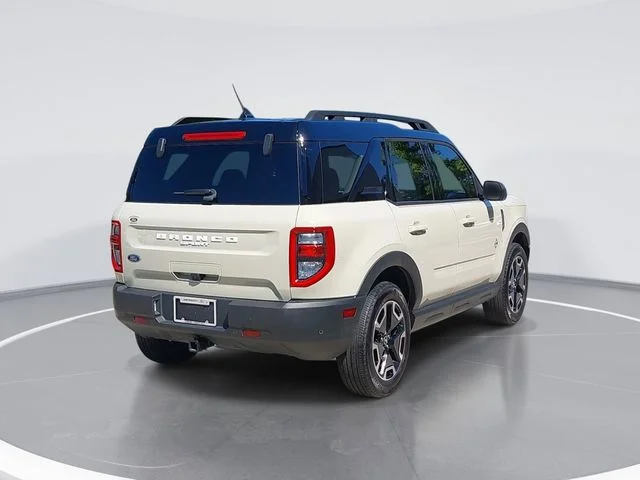 Used 2024 Beige Ford Outer Banks image 3