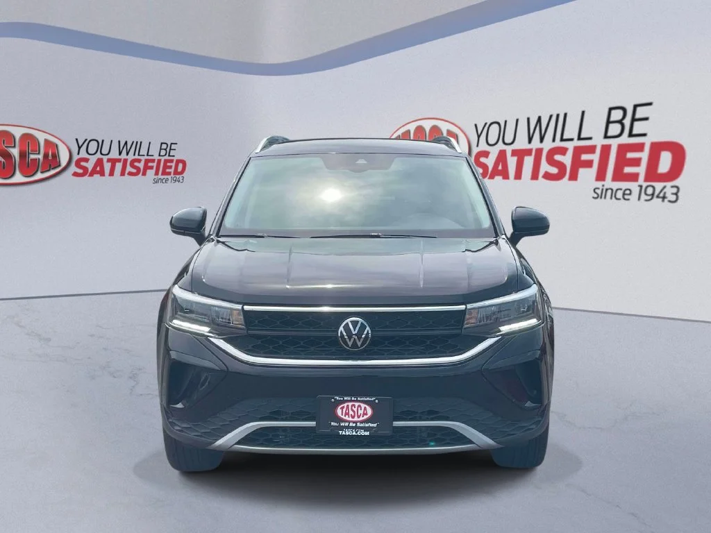 Used 2024  Volkswagen 1.5T SE image 2