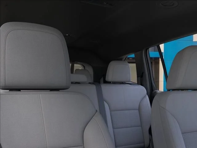 New 2026 White GMC Elevation image 24