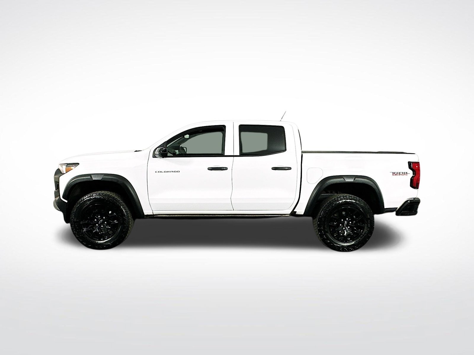 Used 2026 Summit White Chevrolet Trail Boss image 5