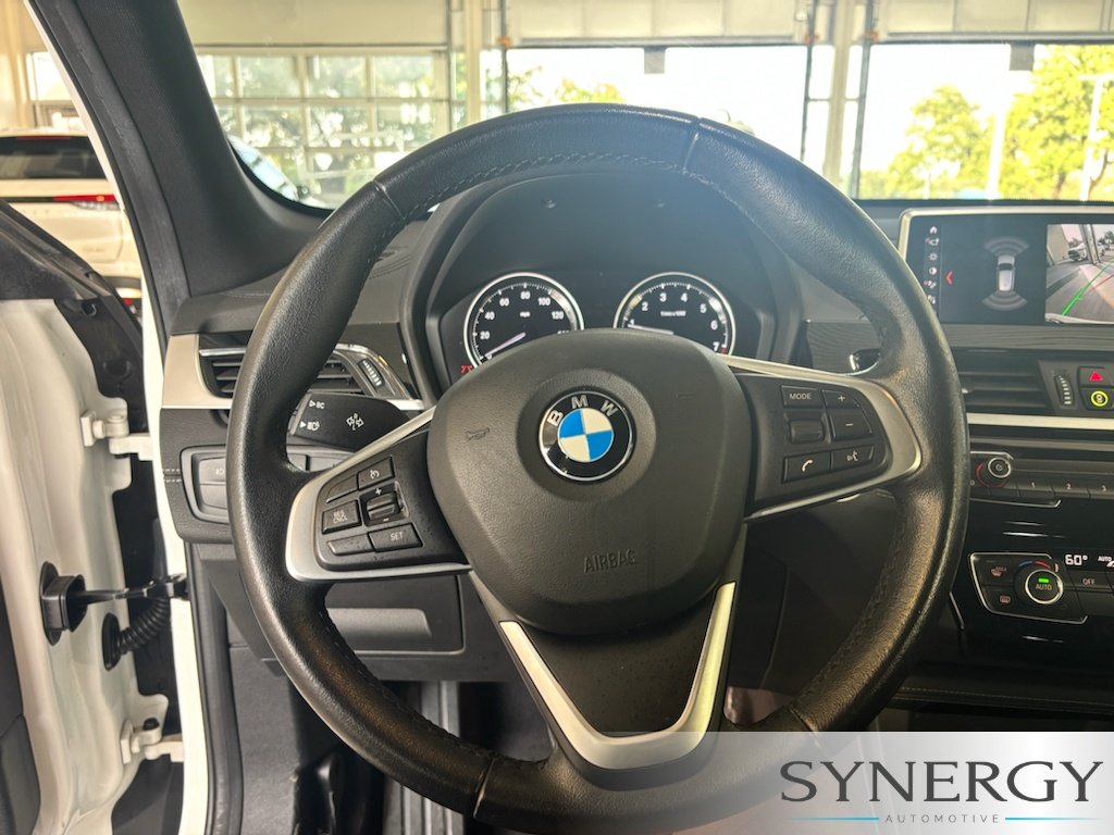 Used 2020 Alpine White BMW sDrive28i image 18