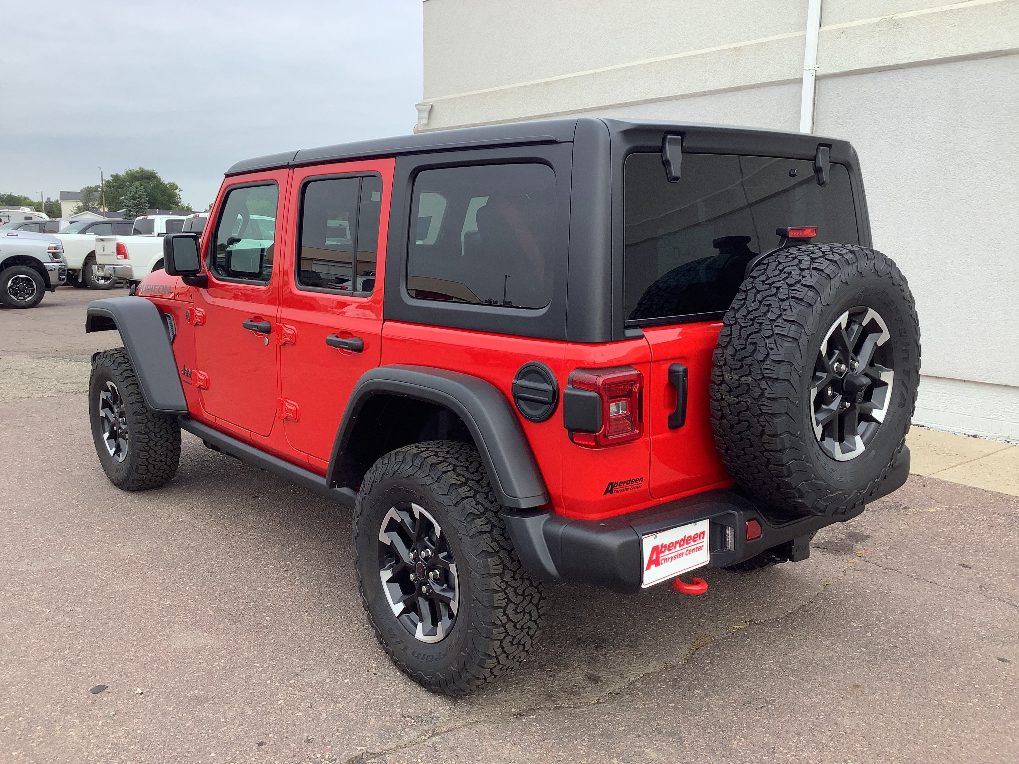New 2026 Firecracker Red Clearcoat Jeep Rubicon image 7