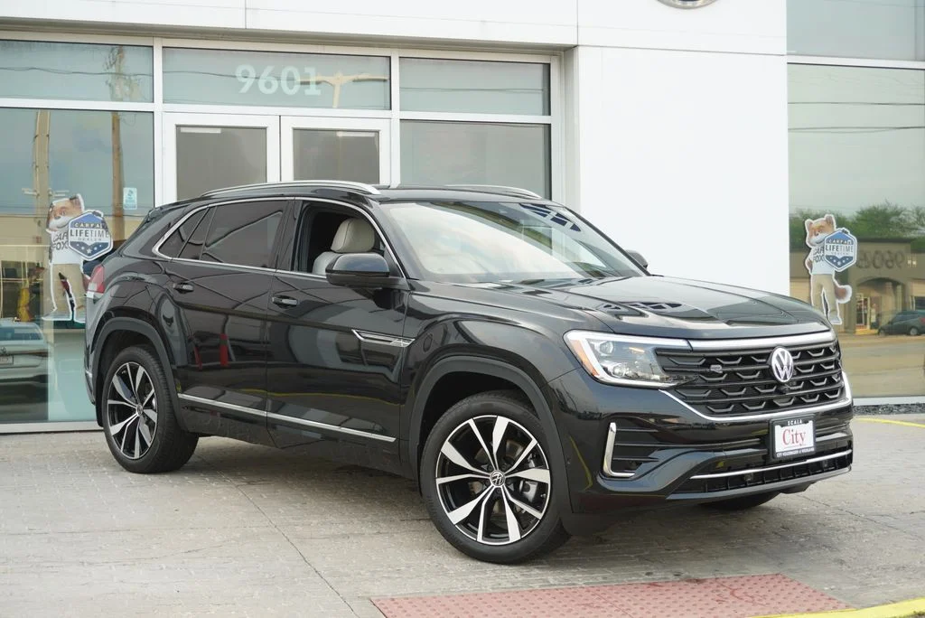 New 2026 Black Volkswagen 2.0T SEL Premium R-Line image 4