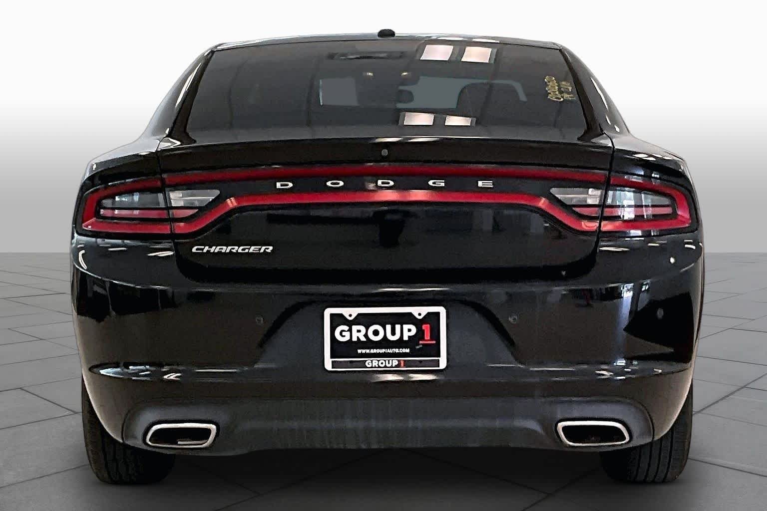 Pre-Owned 2019 Dodge Charger SXT