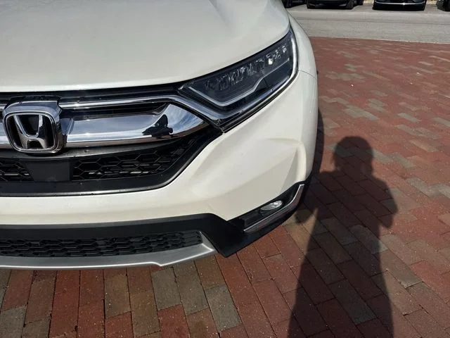 Used 2018 White Honda Touring image 24
