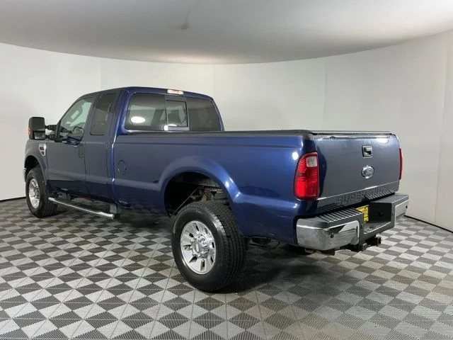 Used 2008 Dark Blue Pearl Clearcoat Metallic Ford Lariat image 6