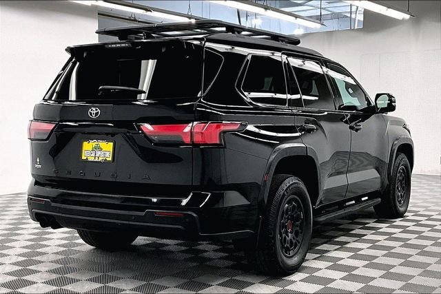 2023 Toyota Sequoia TRD Pro - Photo 12
