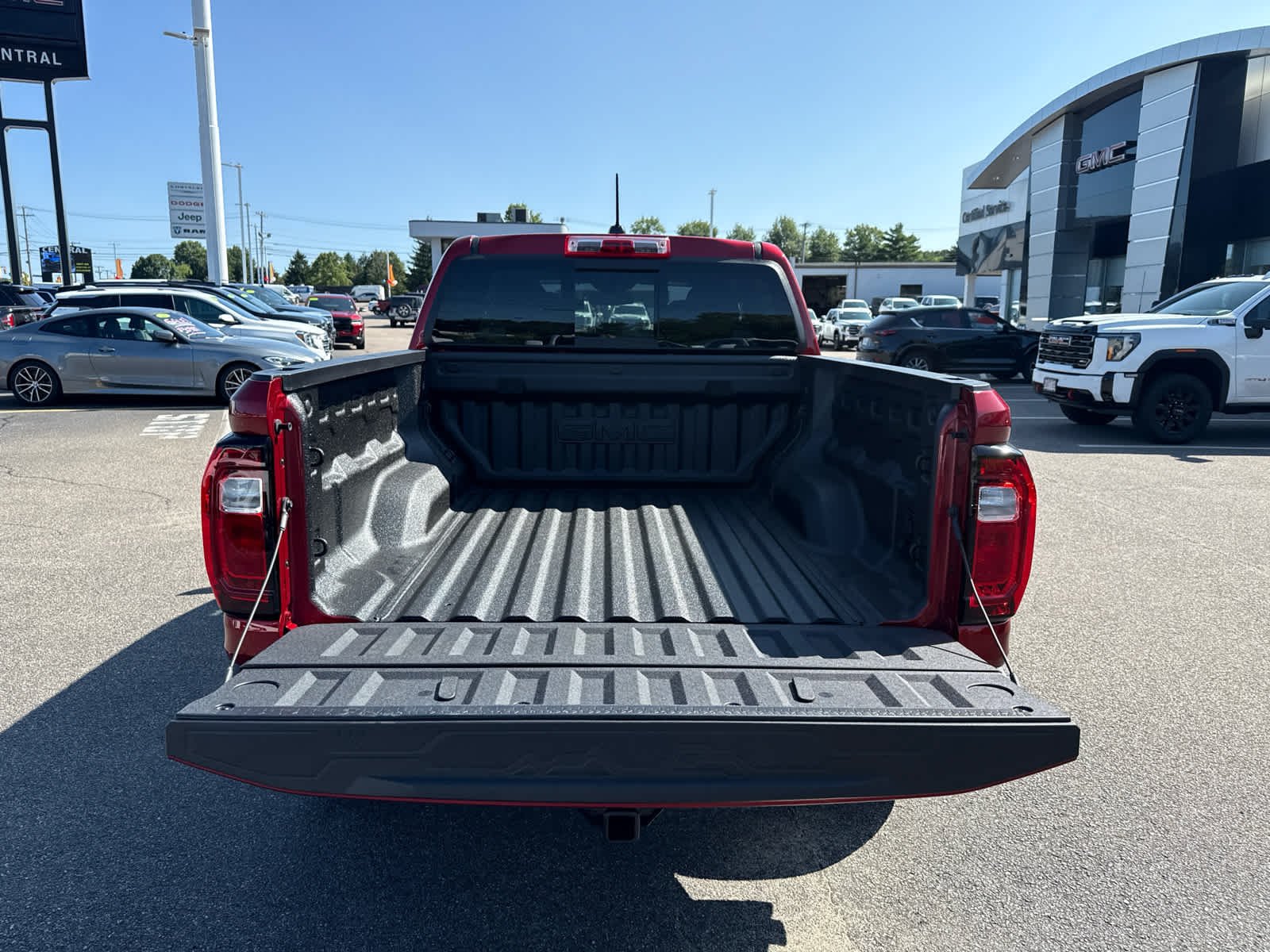 2026 GMC Canyon AT4 - Photo 11