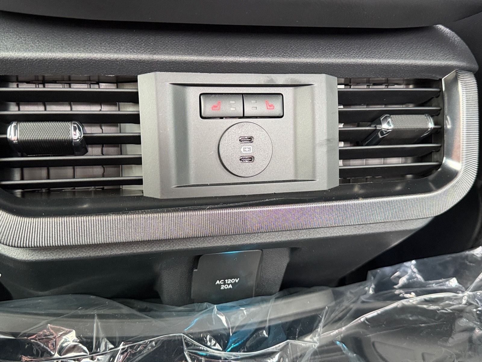 New 2026 Carbonized Gray Metallic Ford Platinum® image 10