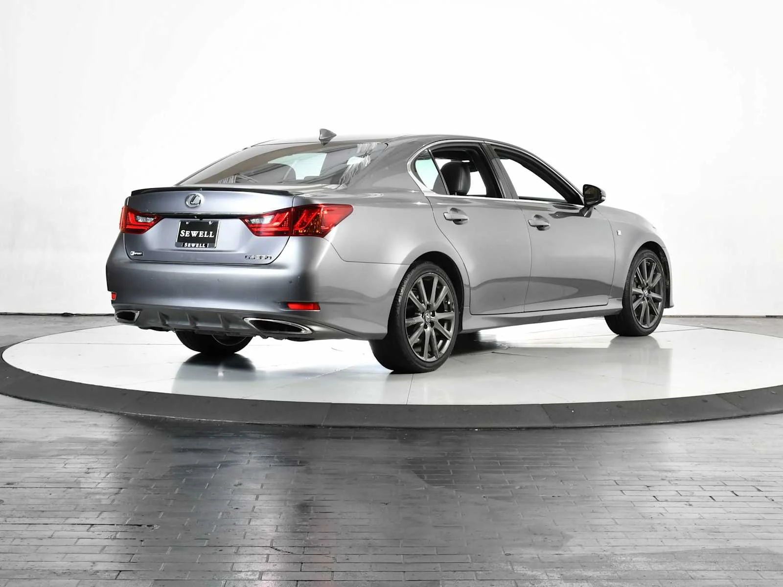 Used 2015 Nebula Gray Pearl Lexus  image 5