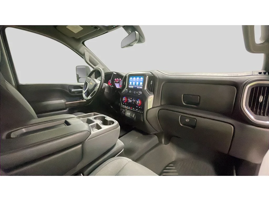 Used 2021 Summit White Chevrolet LT image 18
