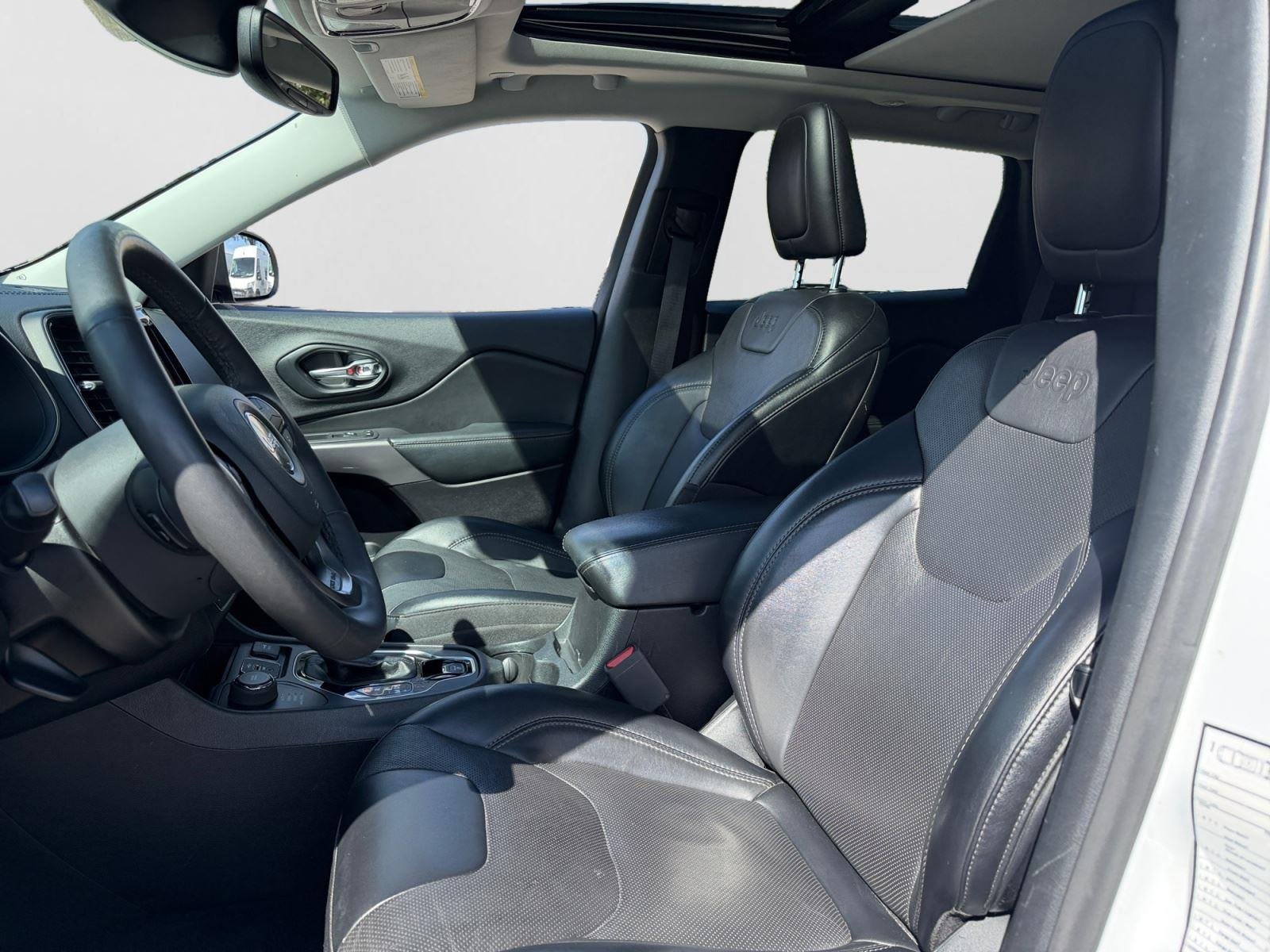 2022 Jeep Cherokee Limited - Photo 14