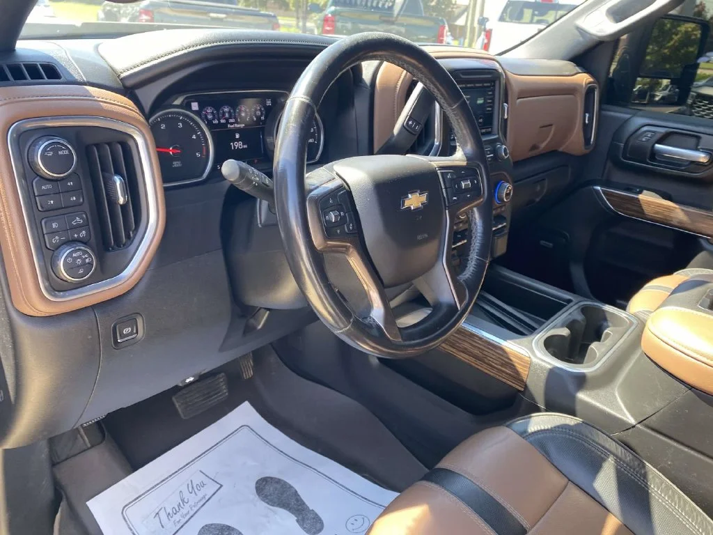 Used 2020 Brown Chevrolet High Country image 22