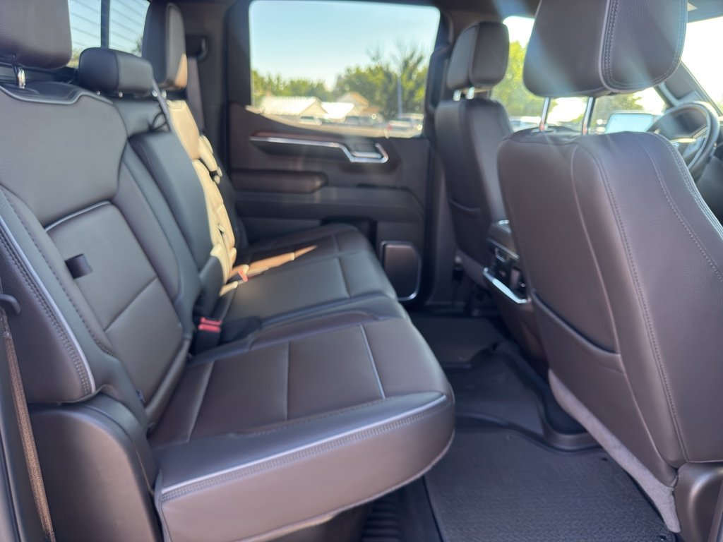Used 2025 Sterling Metallic GMC Denali image 17