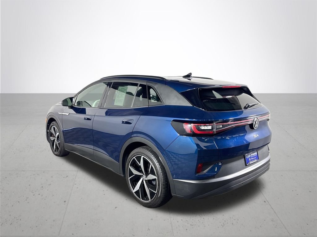 Certified Used 2023 Blue Metallic Volkswagen Pro S image 8