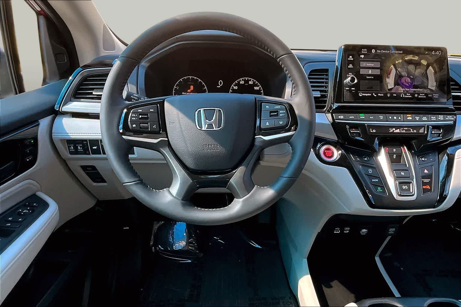 Used 2026 Radiant Red Metallic II Honda Touring image 6