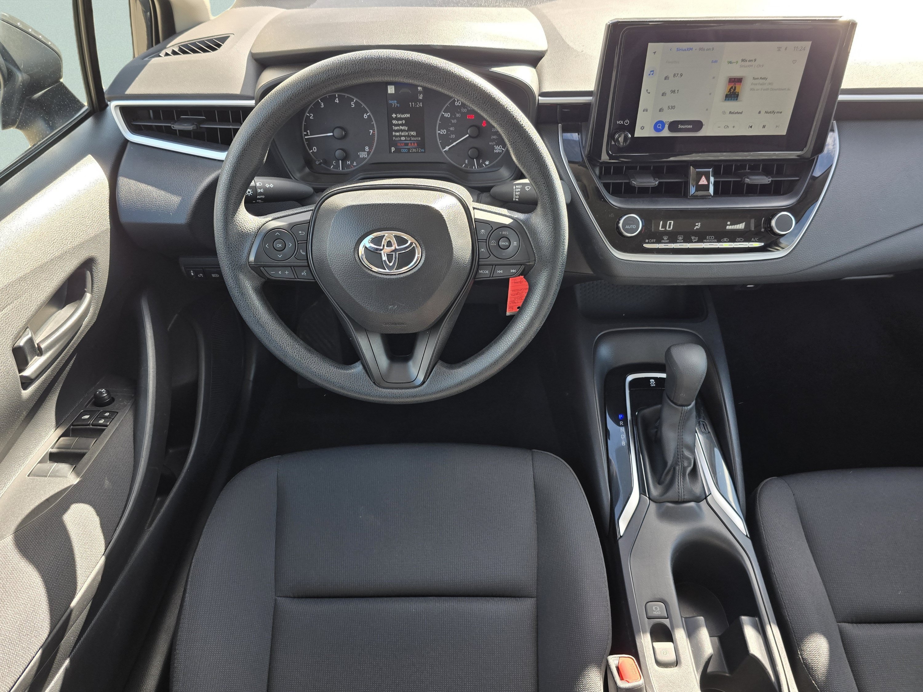 Used 2025 Underground Toyota LE image 4