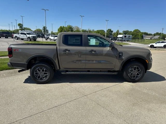 New 2026 Marsh Gray Ford XLT image 4