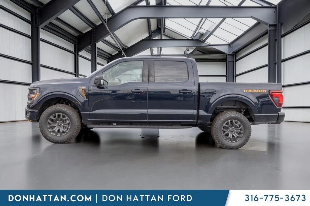 New 2026 Antimatter Blue Metallic Ford Tremor® image 3