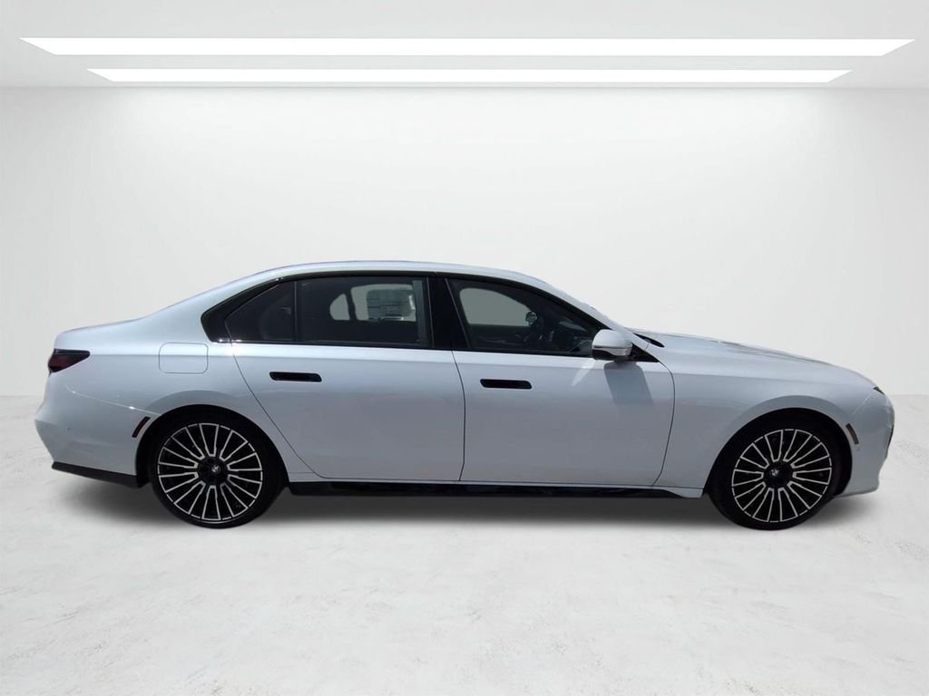 New 2026 White Metallic BMW 740i xDrive image 3