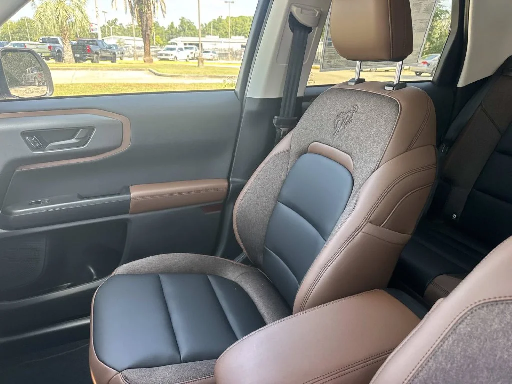 New 2026 Space White Metallic Ford Outer Banks® image 34