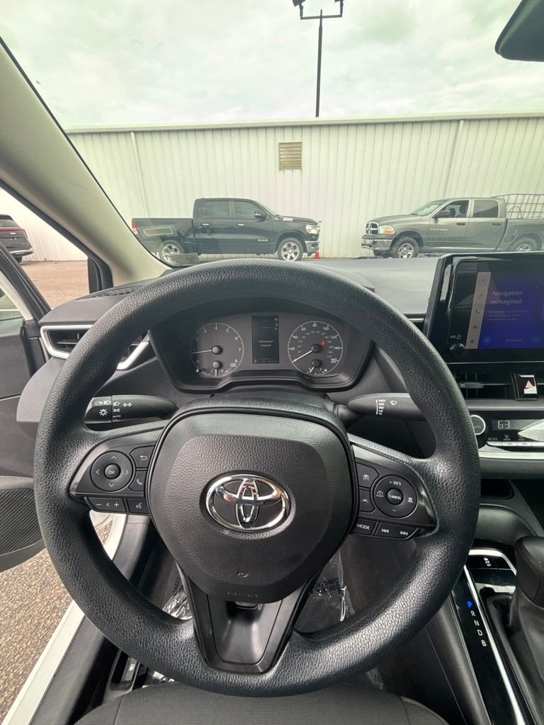 Used 2024 White Toyota LE image 16