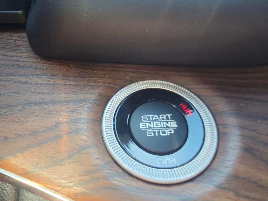 Used 2023 White Jeep Summit image 31