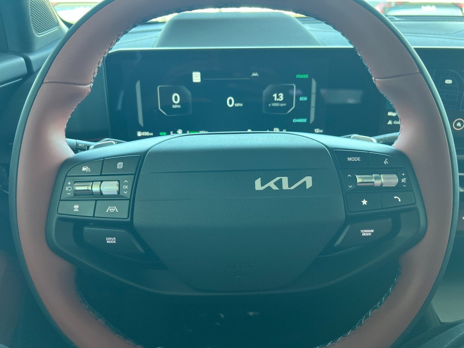 New 2026 Snow White Pearl Kia SX Prestige image 27