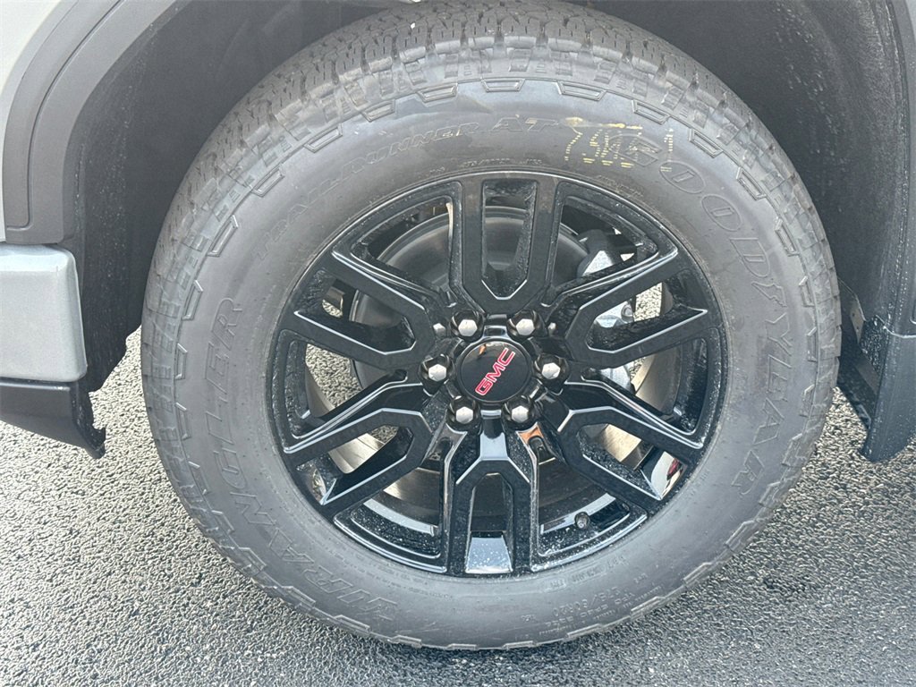 2026 GMC SIERRA - Image 10