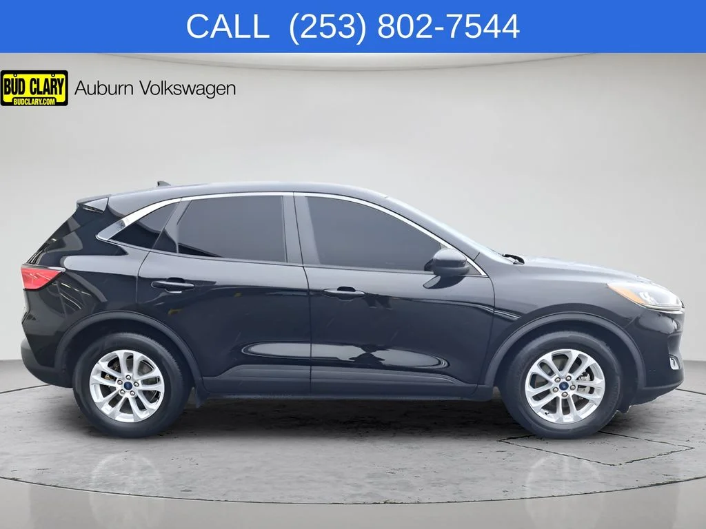 Used 2020 Black Ford SE image 8