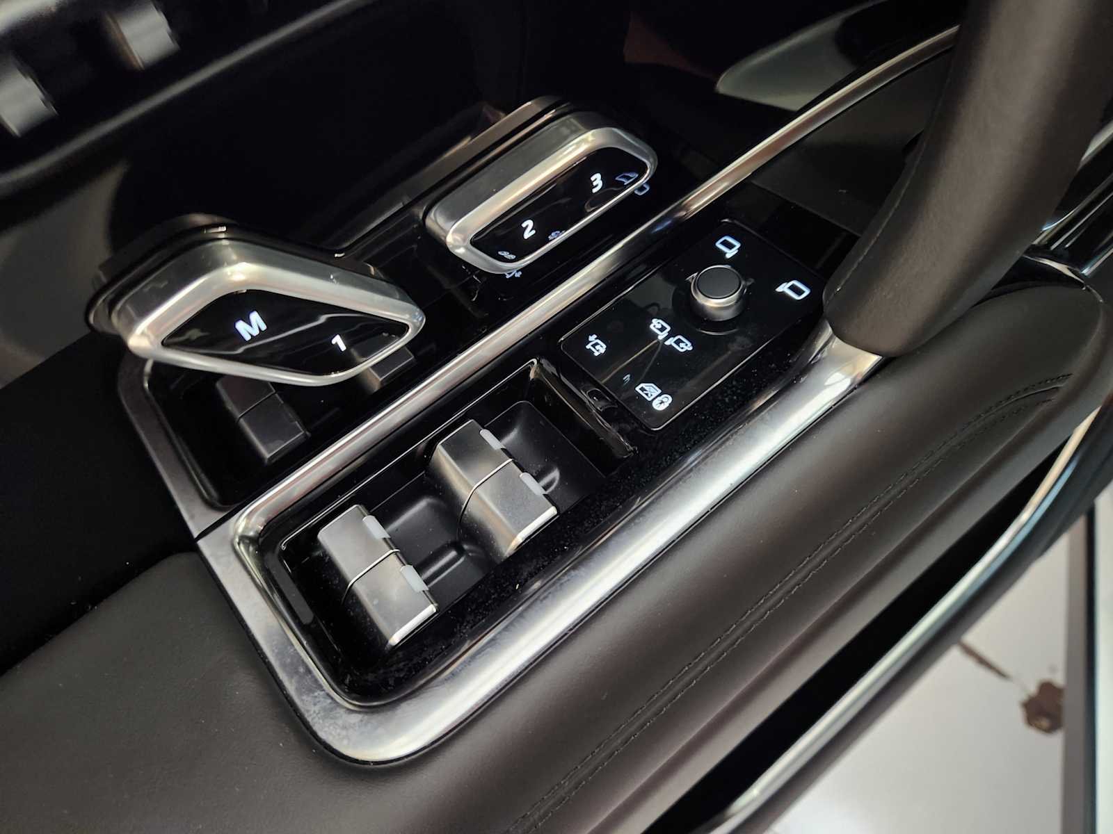 2026 Land Rover Range Rover SE - Photo 21