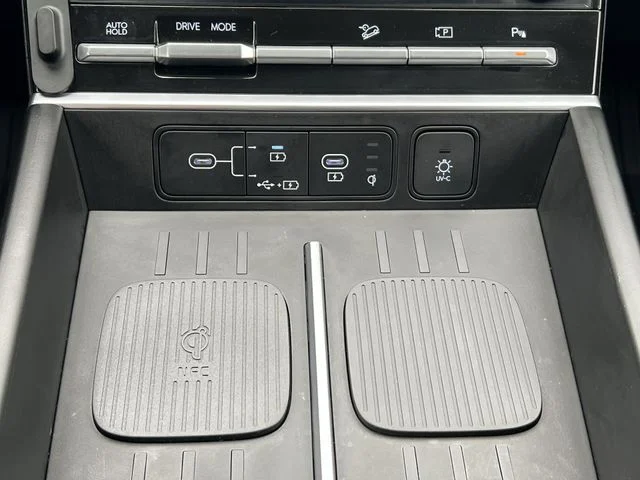 Used 2024 Red Hyundai Limited image 16