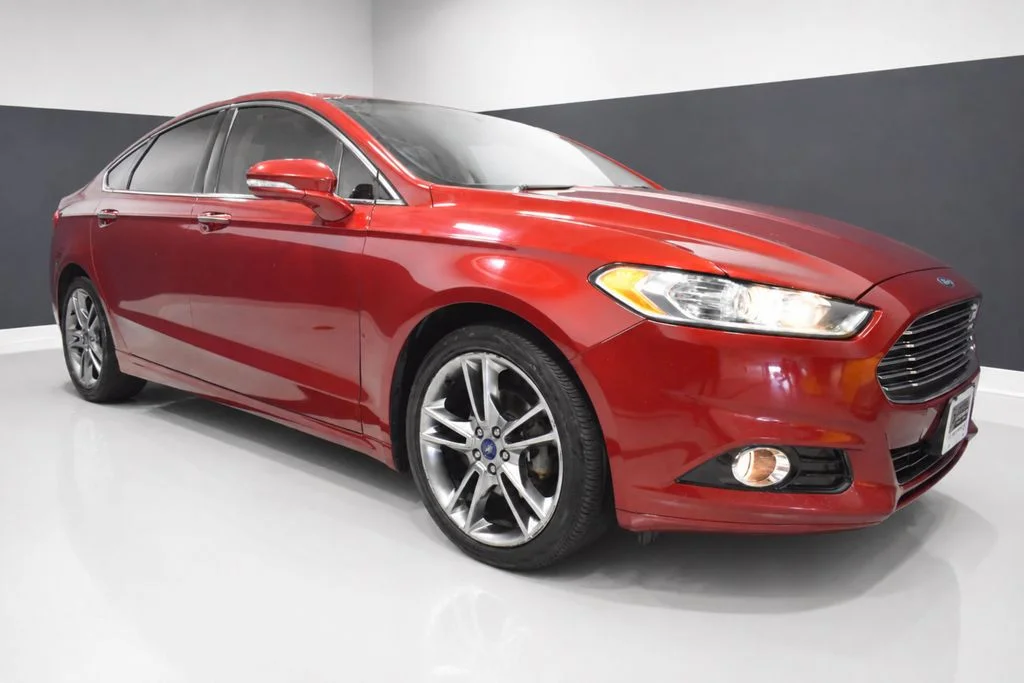 Used 2016 Red Ford Titanium image 7