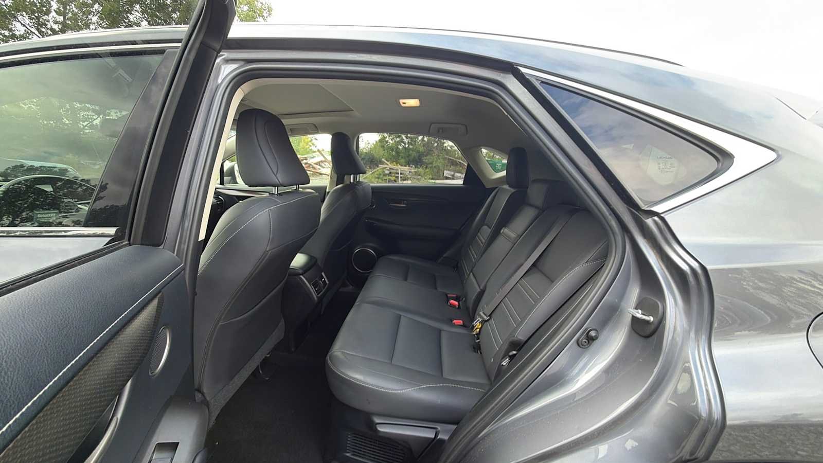 Used 2017 Nebula Gray Pearl Lexus  image 18