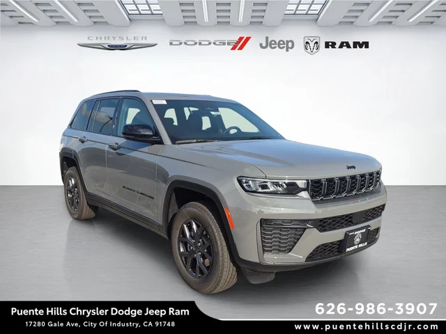 2027 Jeep Grand Cherokee Laredo Altitude
