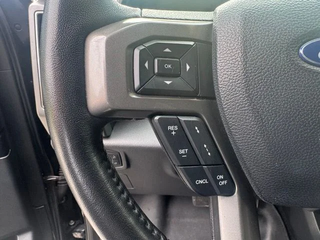 Used 2021 Black Ford XLT image 20